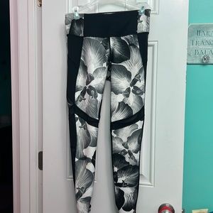Carrie Underwood Leggings